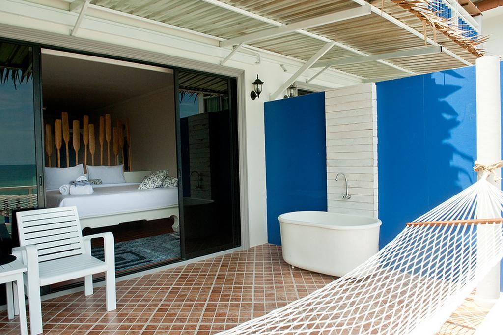At Zea Hotel Patong Exterior photo