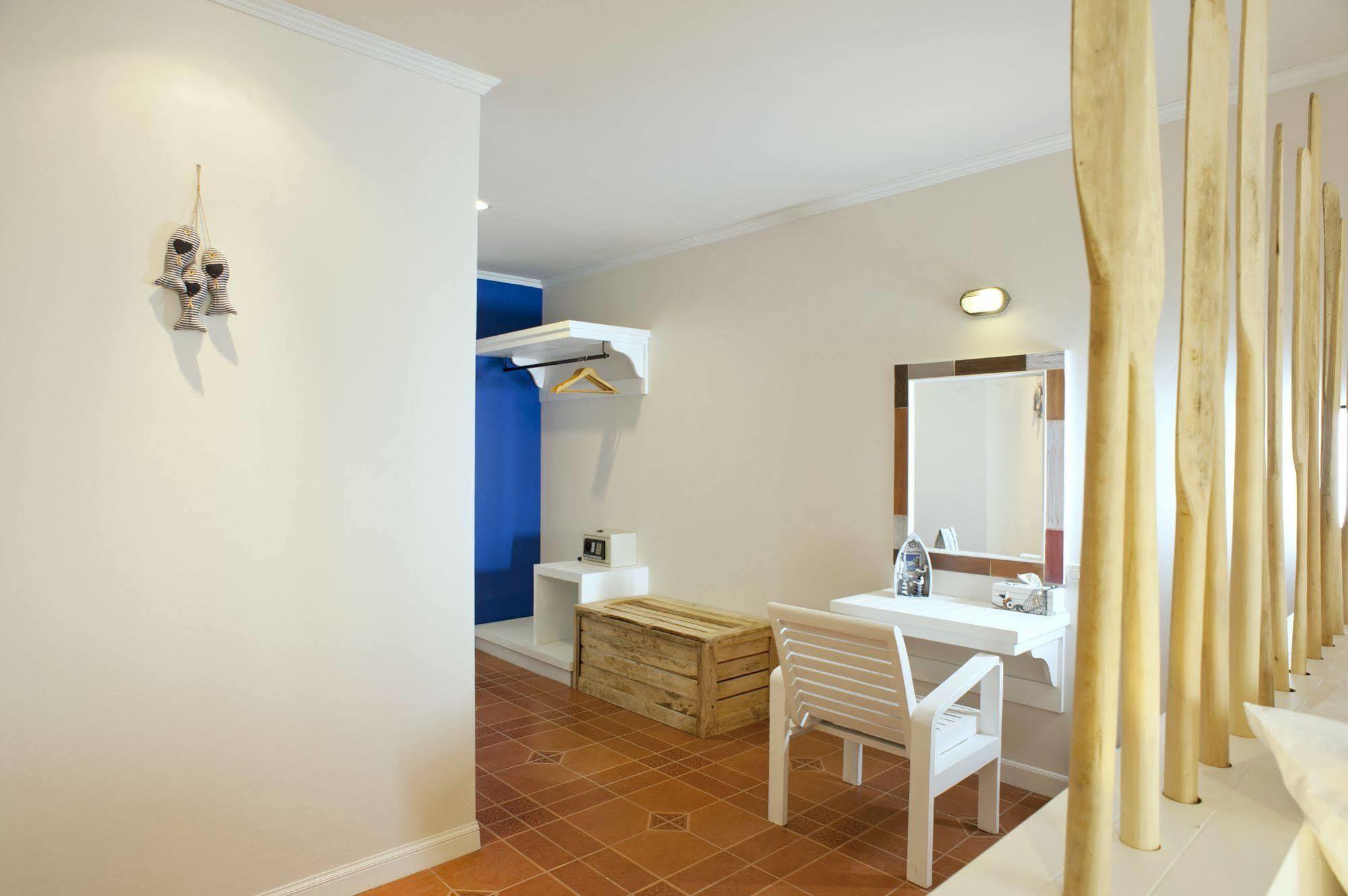 At Zea Hotel Patong Exterior photo